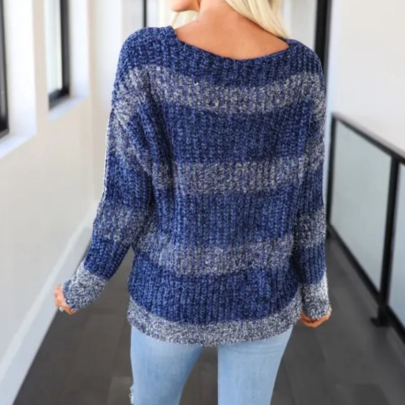 NWT - GeeGee - Navy Chinelle & Silver Tinsel Sweater - Womens Large - Picture 7 of 8